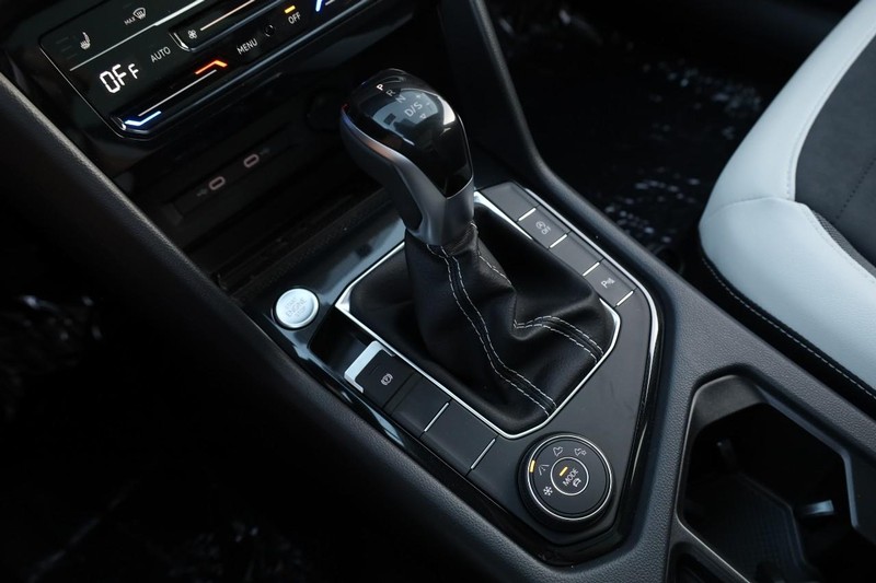 Volkswagen Taos Vehicle Full-screen Gallery Image 17