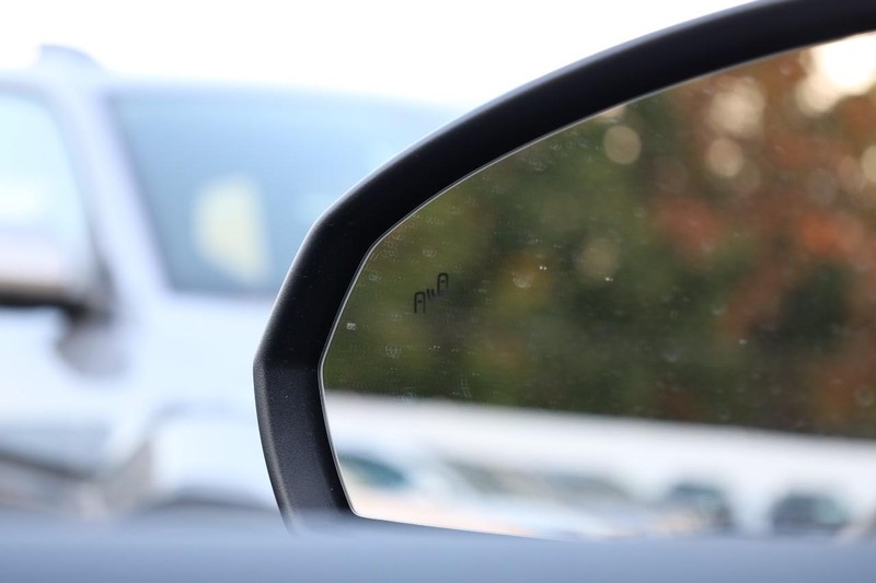 Volkswagen Taos Vehicle Full-screen Gallery Image 21