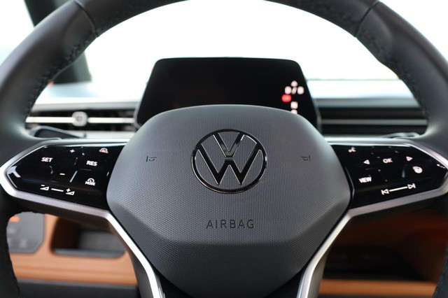 Volkswagen ID. Buzz Vehicle Image 12