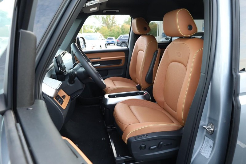 Volkswagen ID. Buzz Vehicle Full-screen Gallery Image 10