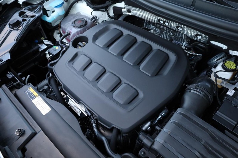 Volkswagen Tiguan Vehicle Full-screen Gallery Image 24