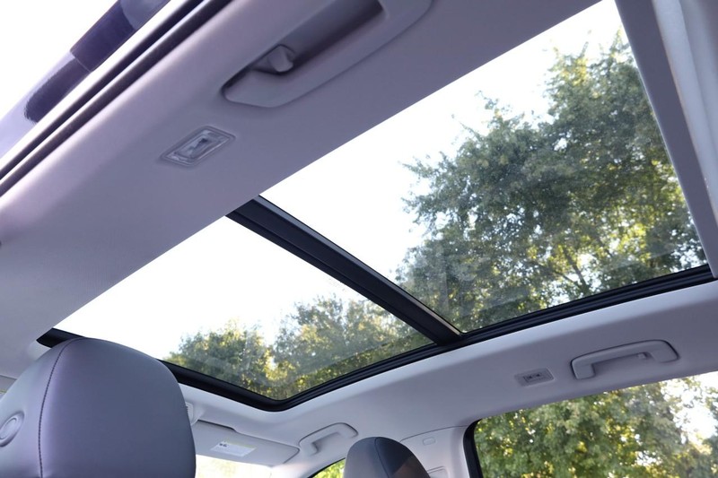 Volkswagen Tiguan Vehicle Image 10