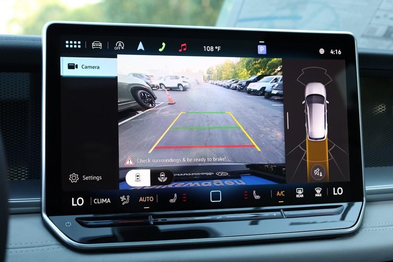 Volkswagen Tiguan Vehicle Image 14