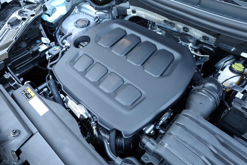 Volkswagen Tiguan Vehicle Full-screen Gallery Image 26