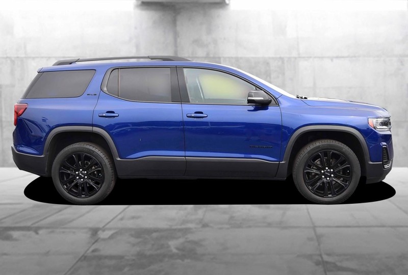 GMC Acadia Vehicle Image 05