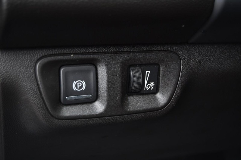 GMC Acadia Vehicle Image 10