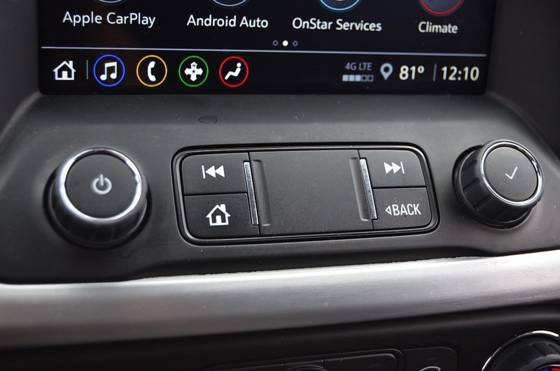 GMC Acadia Vehicle Image 14