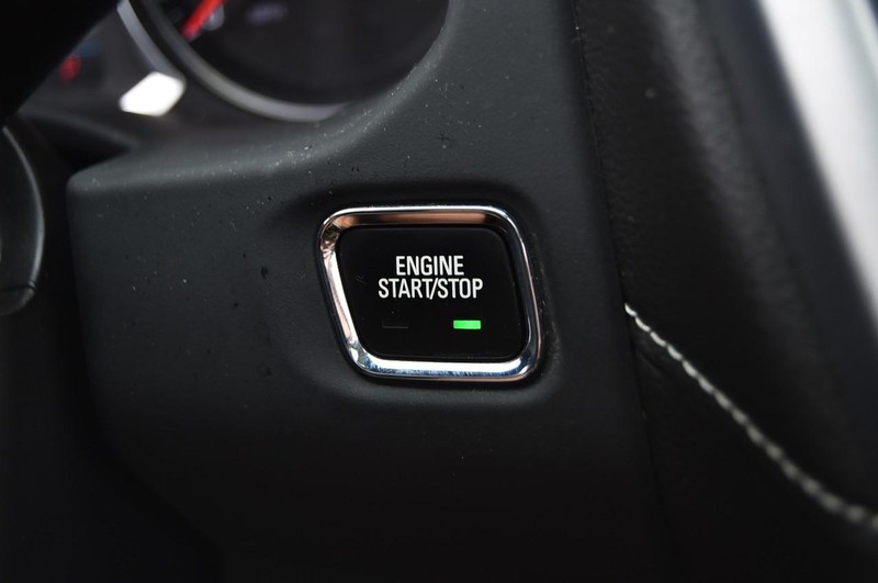 GMC Acadia Vehicle Image 20