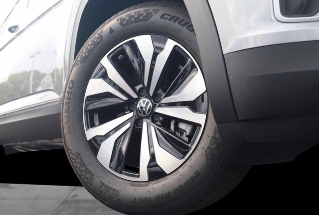 Volkswagen Atlas Vehicle Image 03