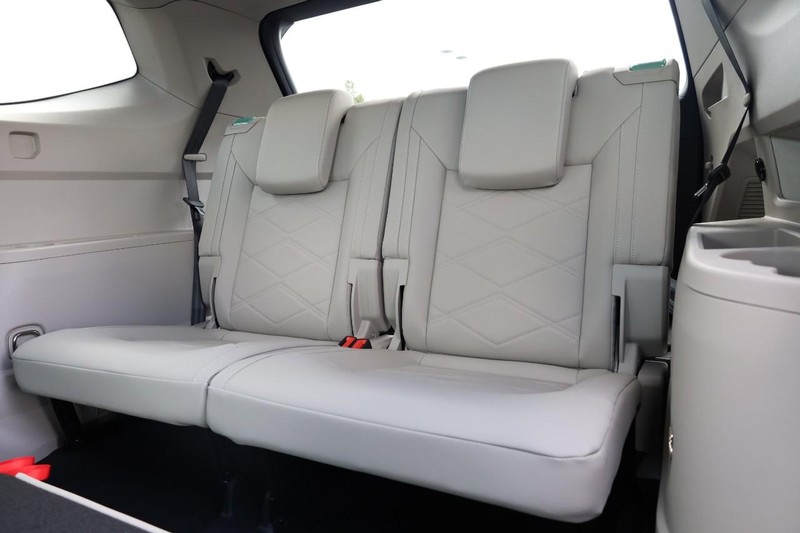 Volkswagen Atlas Vehicle Full-screen Gallery Image 27