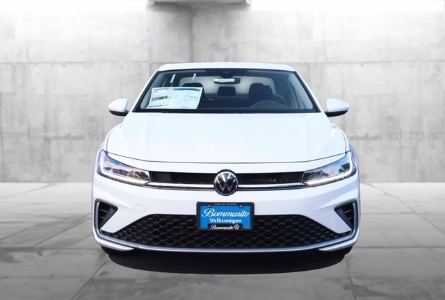 Volkswagen Jetta Vehicle Image 04