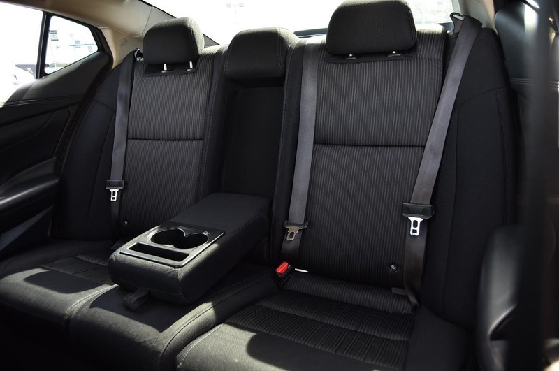 Nissan Maxima Vehicle Image 20