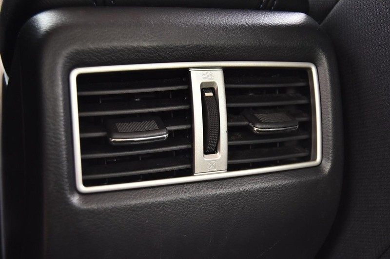 Nissan Maxima Vehicle Image 21