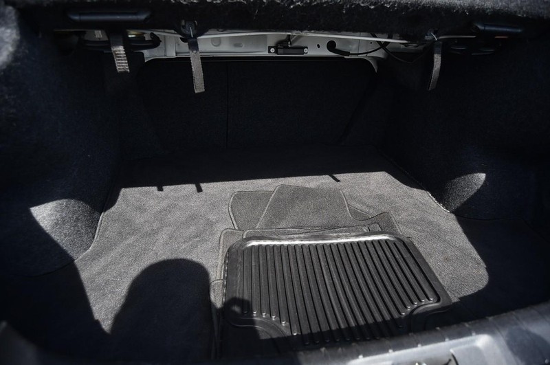 Nissan Maxima Vehicle Image 23