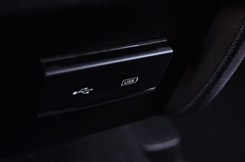 Jeep Cherokee Vehicle Image 24