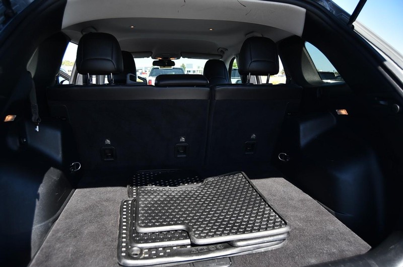 Jeep Cherokee Vehicle Image 25