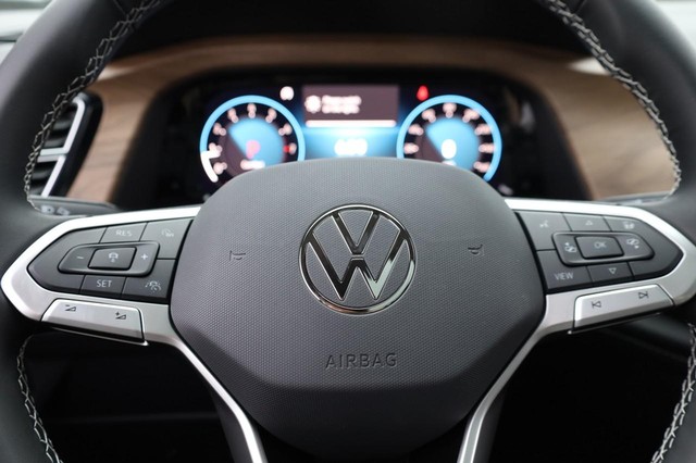 Volkswagen Atlas Vehicle Image 13
