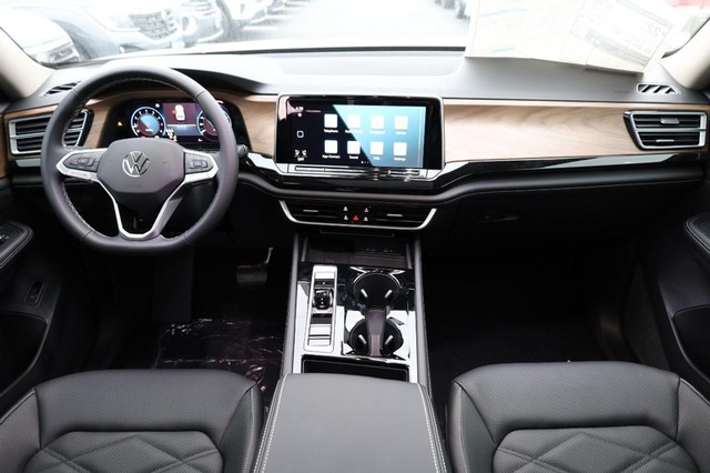 Volkswagen Atlas Vehicle Image 26