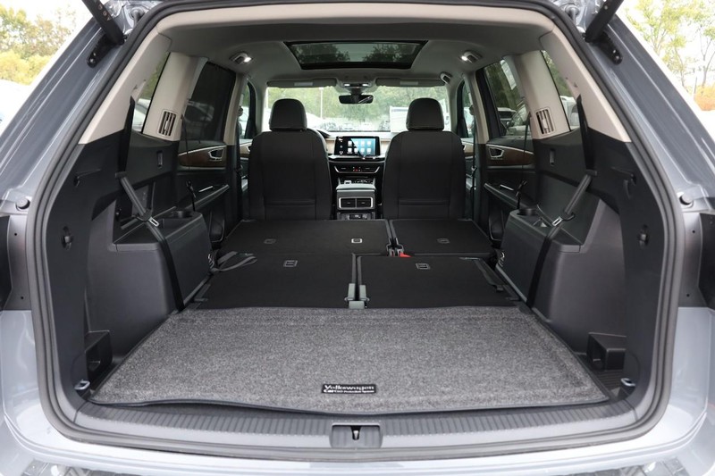 Volkswagen Atlas Vehicle Image 09
