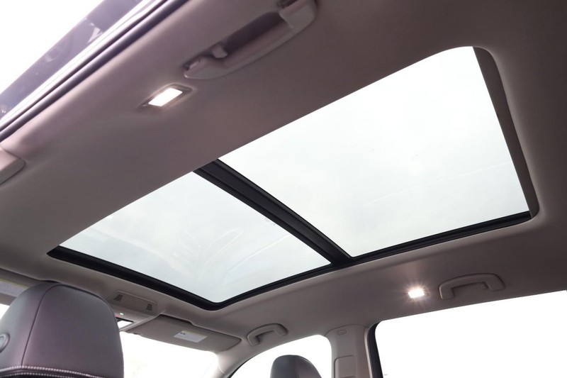 Volkswagen Atlas Vehicle Image 12