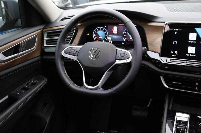 Volkswagen Atlas Vehicle Image 27