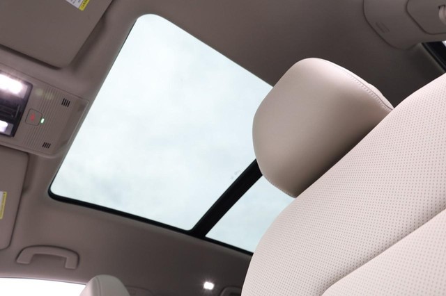 Volkswagen Atlas Vehicle Image 11