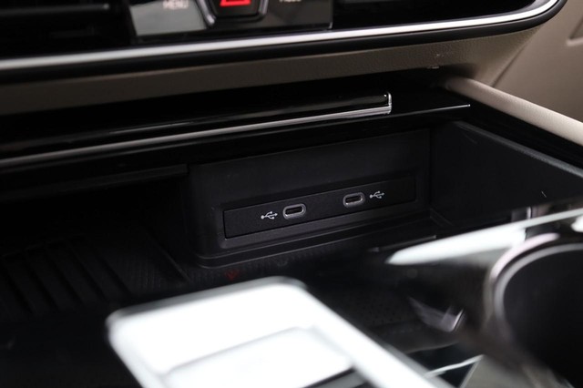 Volkswagen Atlas Vehicle Image 18