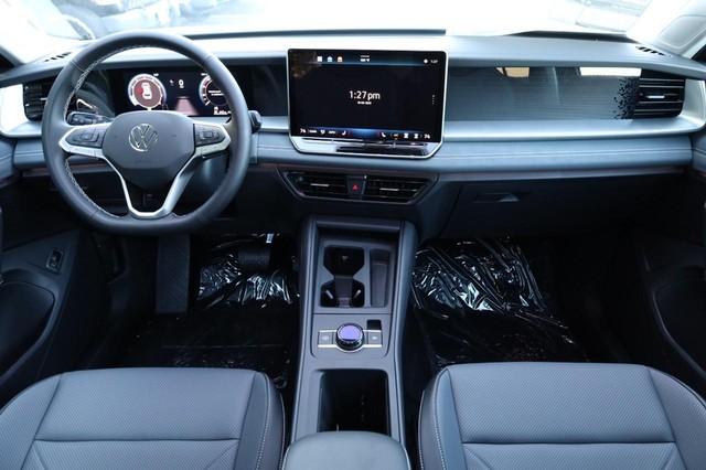 Volkswagen Tiguan Vehicle Image 23