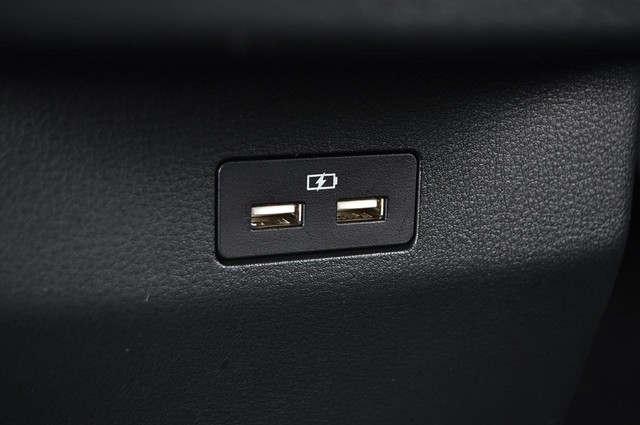 Mazda CX-50 Vehicle Image 24