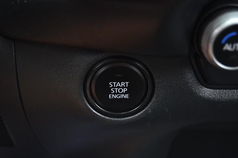 Mazda CX-50 Vehicle Full-screen Gallery Image 15