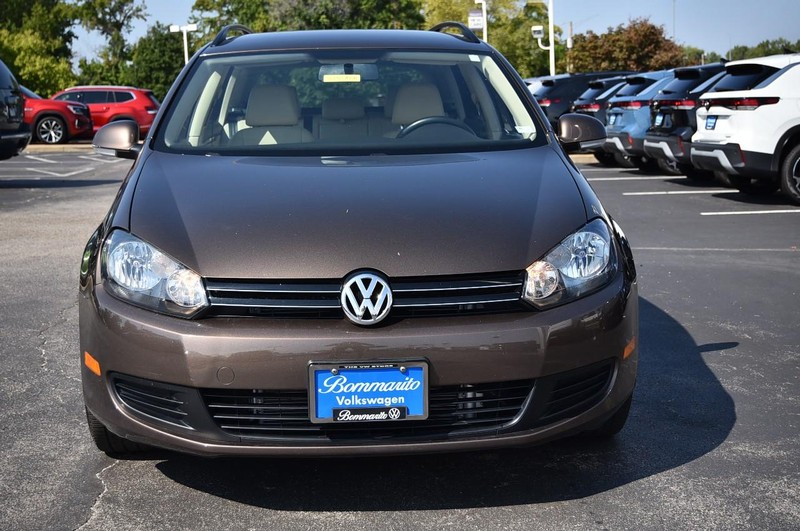 Volkswagen Jetta SportWagen Vehicle Image 04