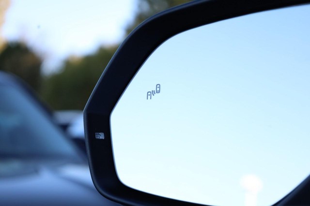 Volkswagen Atlas Cross Sport Vehicle Image 23