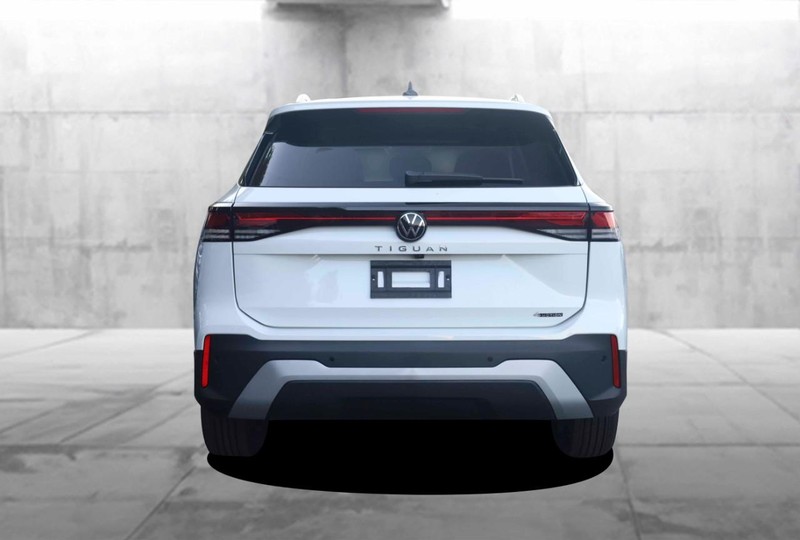 Volkswagen Tiguan Vehicle Image 06