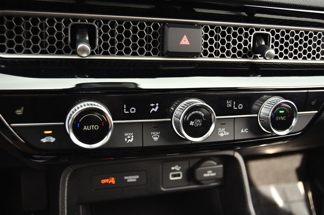 Honda Civic Sedan Vehicle Image 16