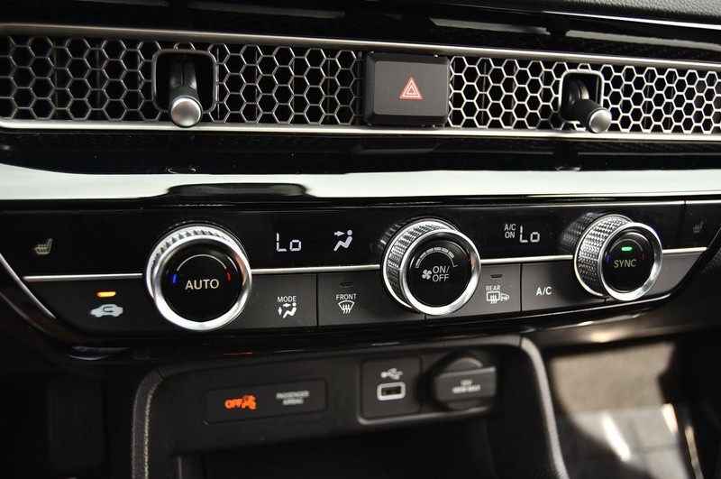 Honda Civic Sedan Vehicle Image 16