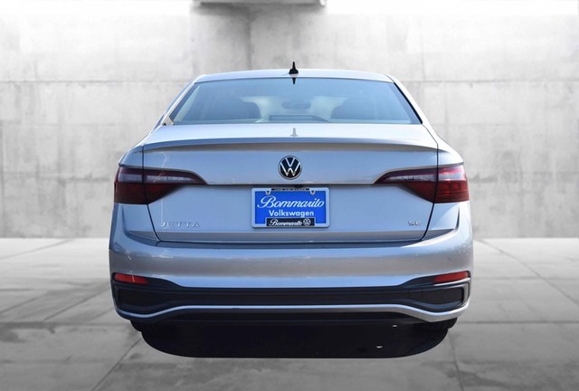 Volkswagen Jetta Vehicle Image 06