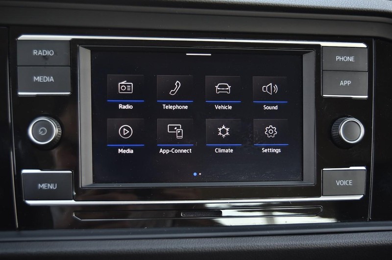 Volkswagen Jetta Vehicle Image 14