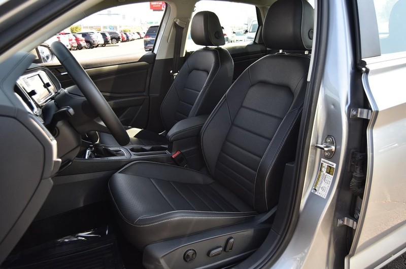 Volkswagen Jetta Vehicle Image 19