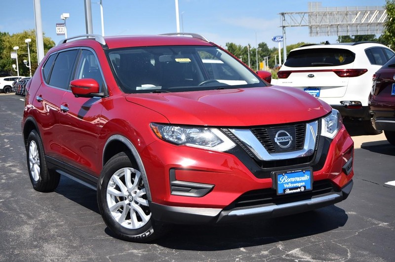 Nissan Rogue Vehicle Image 02