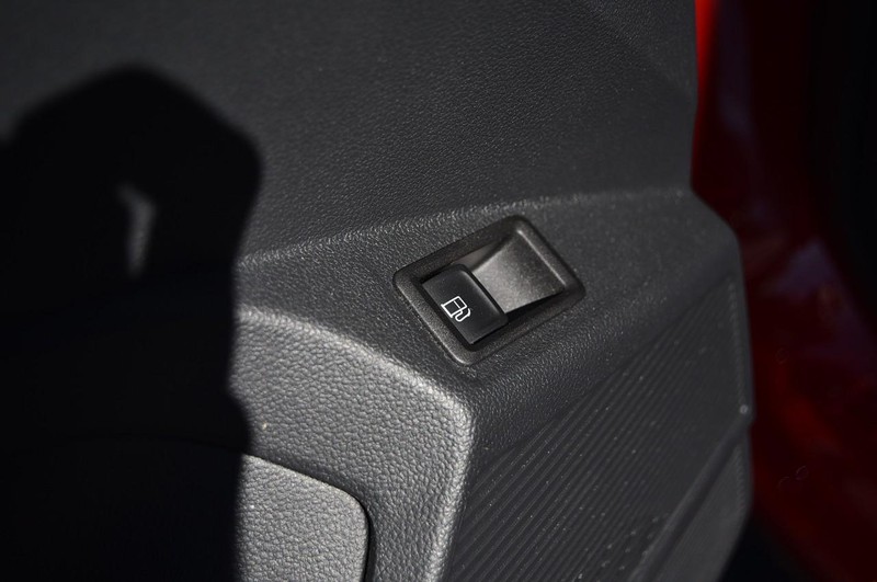 Volkswagen Taos Vehicle Image 09