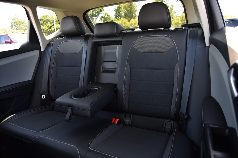 Volkswagen Taos Vehicle Image 23