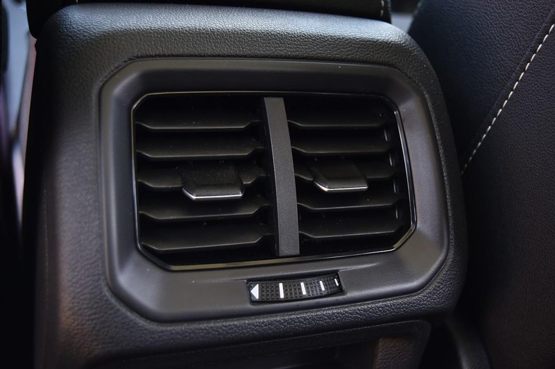 Volkswagen Taos Vehicle Image 24