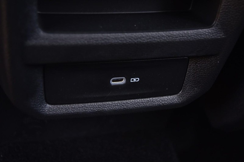 Volkswagen Taos Vehicle Image 25