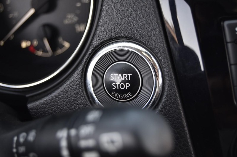 Nissan Rogue Vehicle Image 20