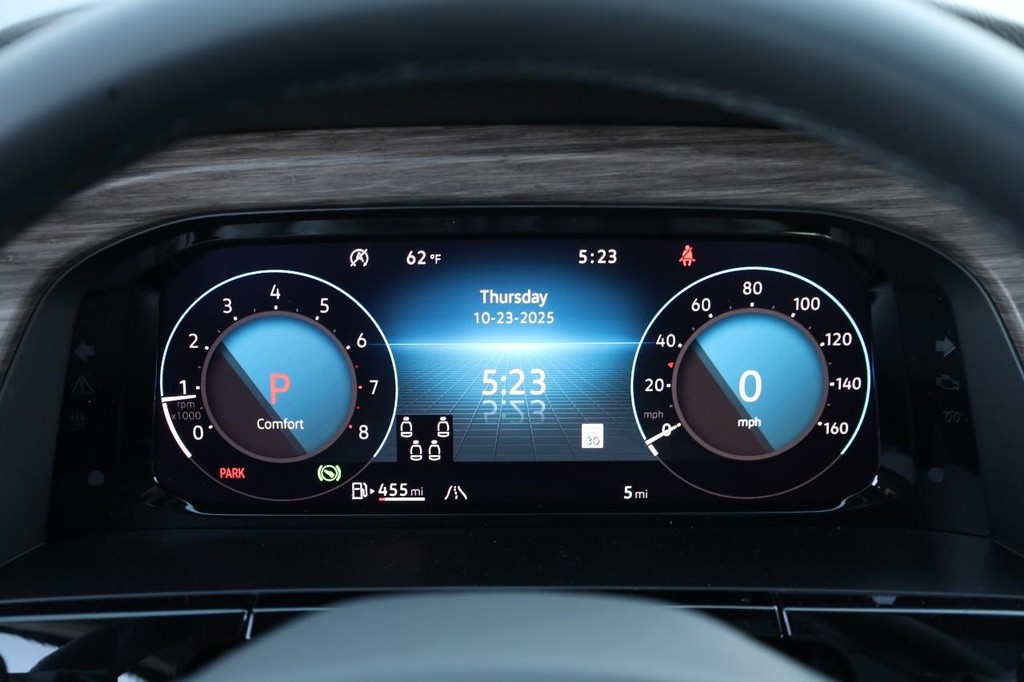 Volkswagen Atlas Vehicle Full-screen Gallery Image 12