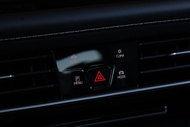 Volkswagen Atlas Vehicle Image 16