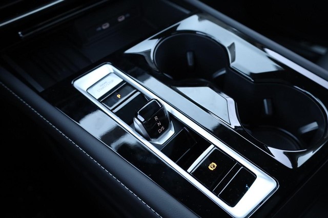 Volkswagen Atlas Vehicle Image 18