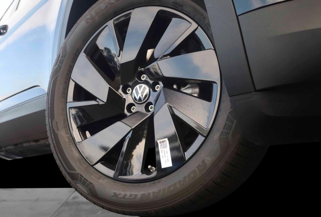 Volkswagen Atlas Vehicle Image 03