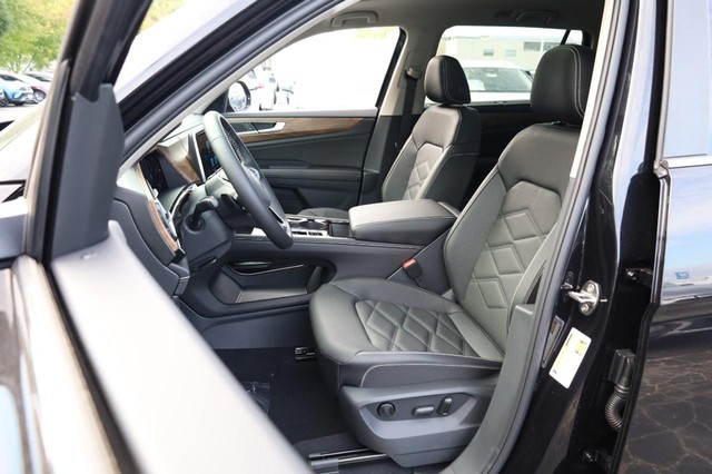 Volkswagen Atlas Vehicle Image 10