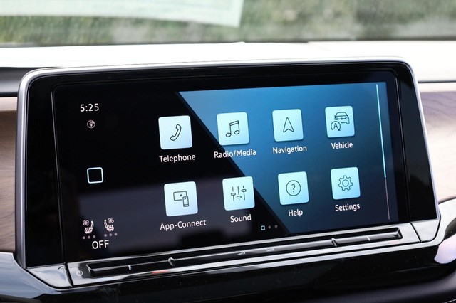 Volkswagen Atlas Vehicle Image 15